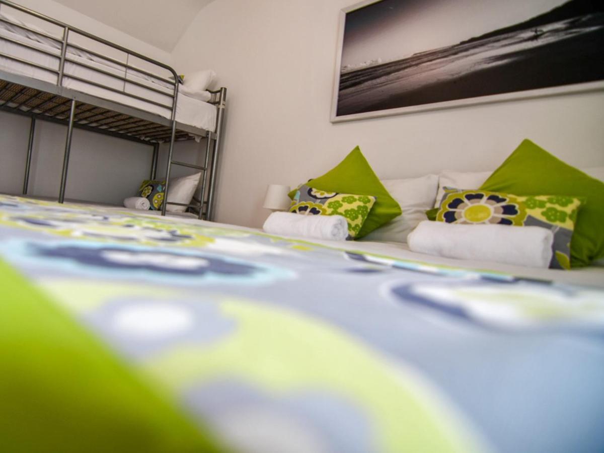 Portrush Townhouseホステル エクステリア 写真