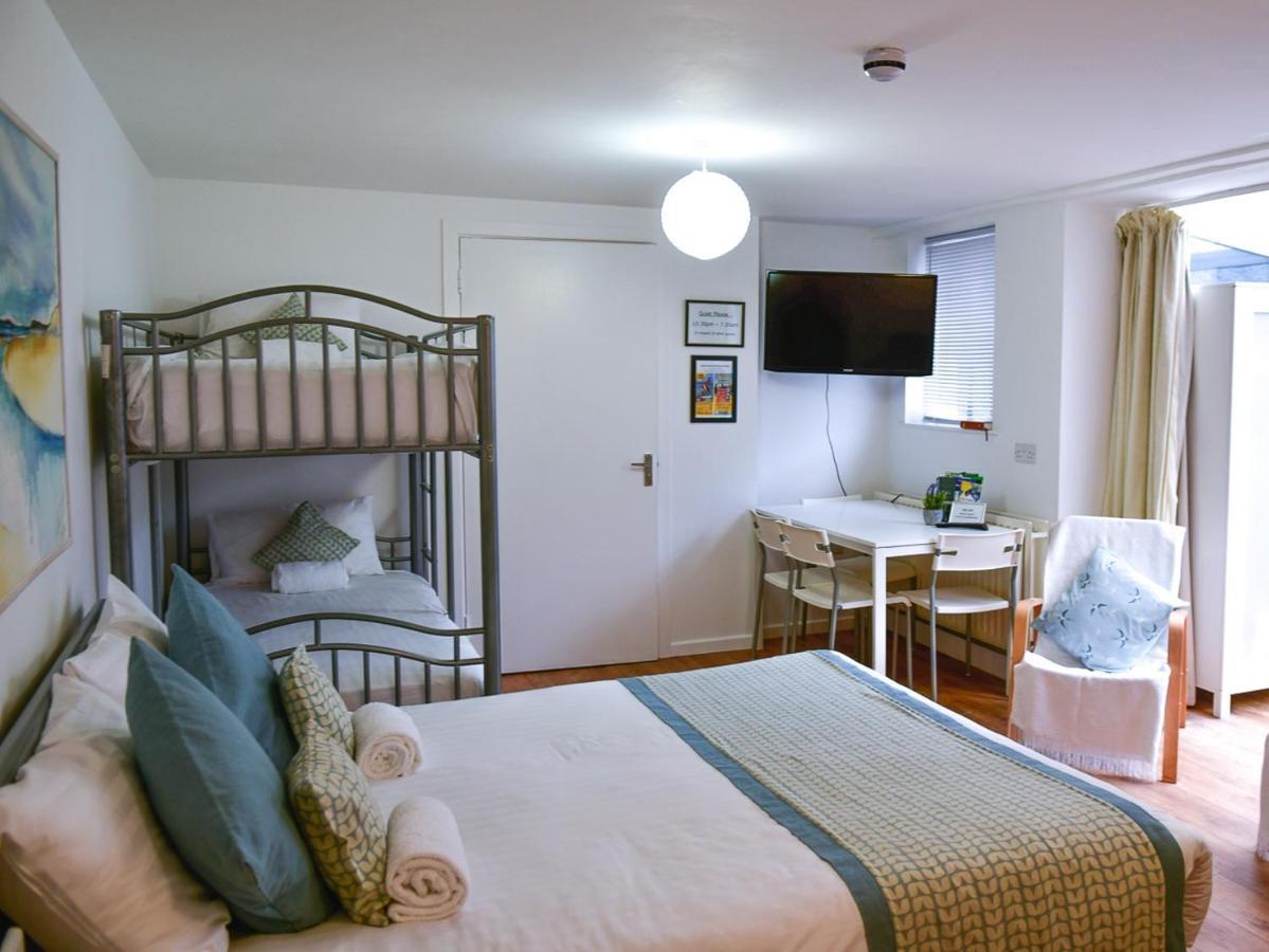 Portrush Townhouseホステル エクステリア 写真